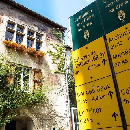 Hotel Le Dauphine Châtillon-en-Diois Esterno foto