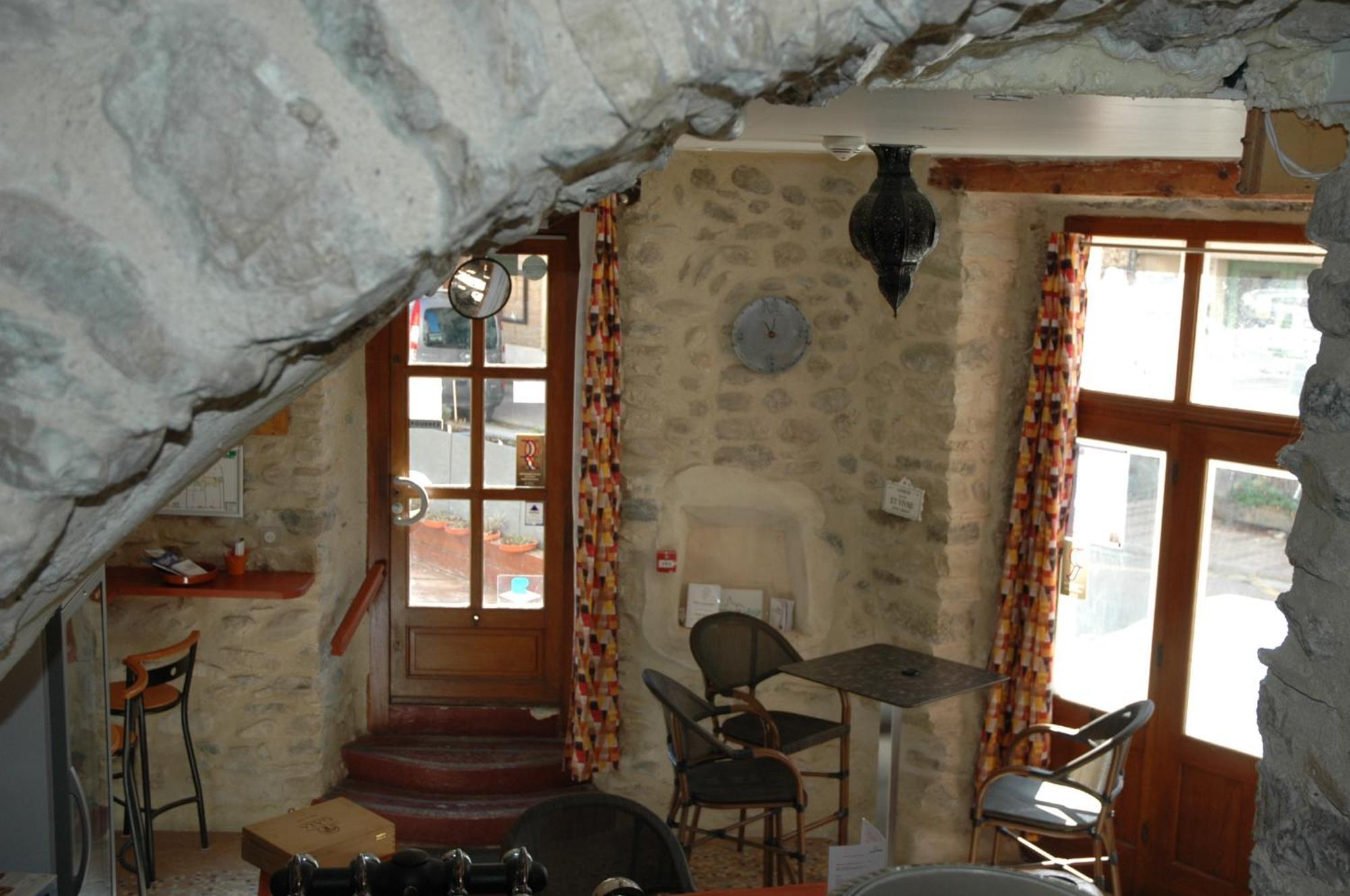 Hotel Le Dauphine Châtillon-en-Diois Esterno foto