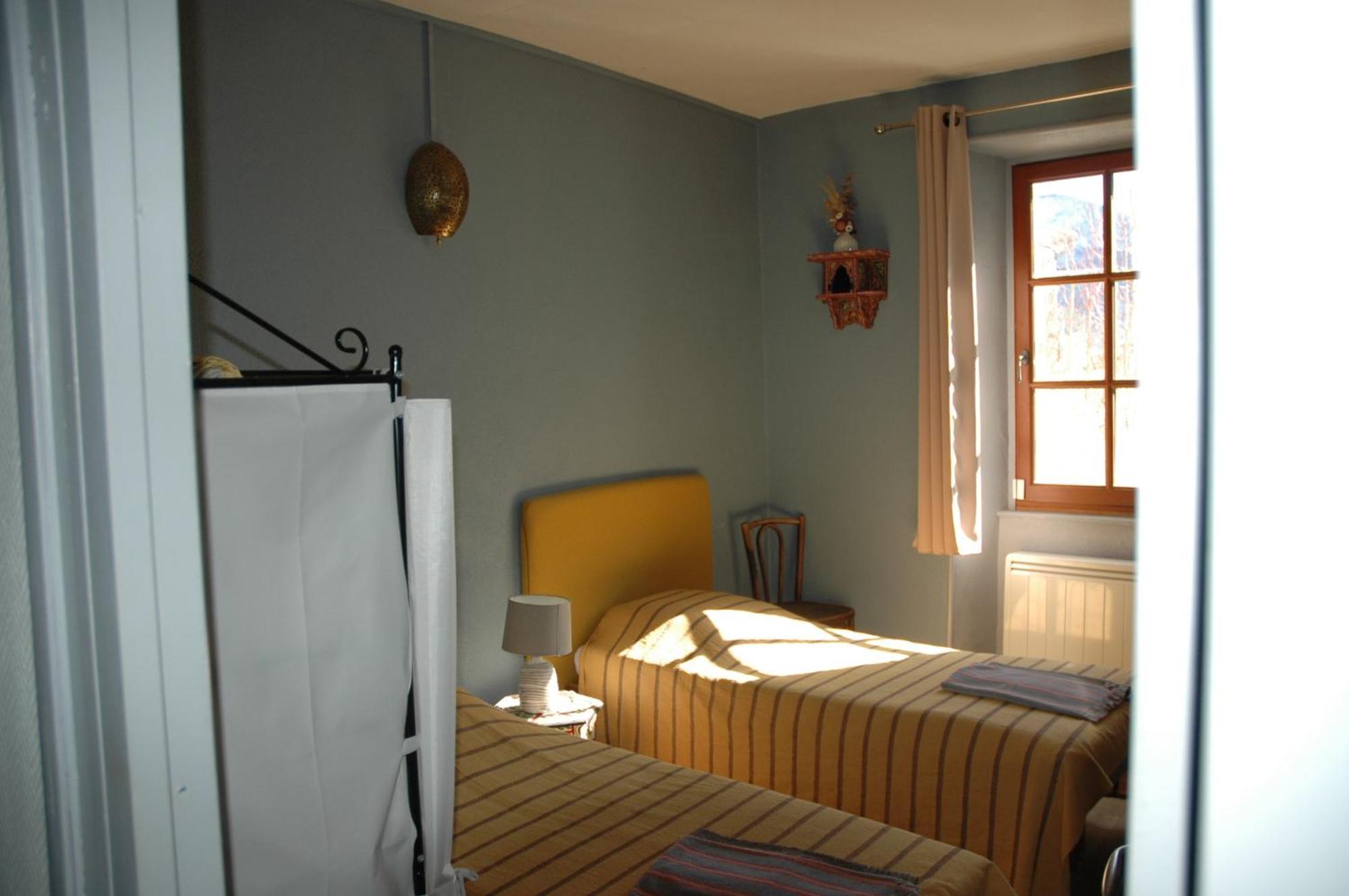 Hotel Le Dauphine Châtillon-en-Diois Esterno foto
